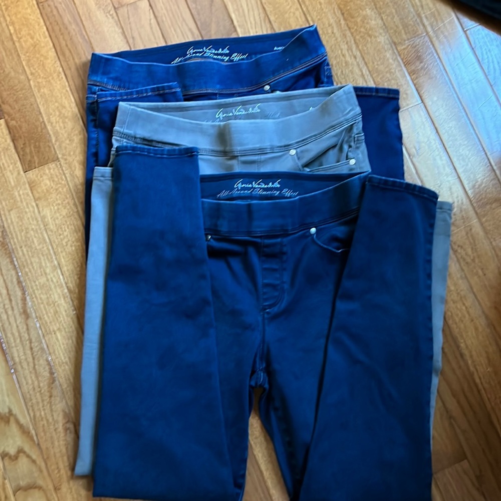 Gloria Vanderbilt Pull on jeans